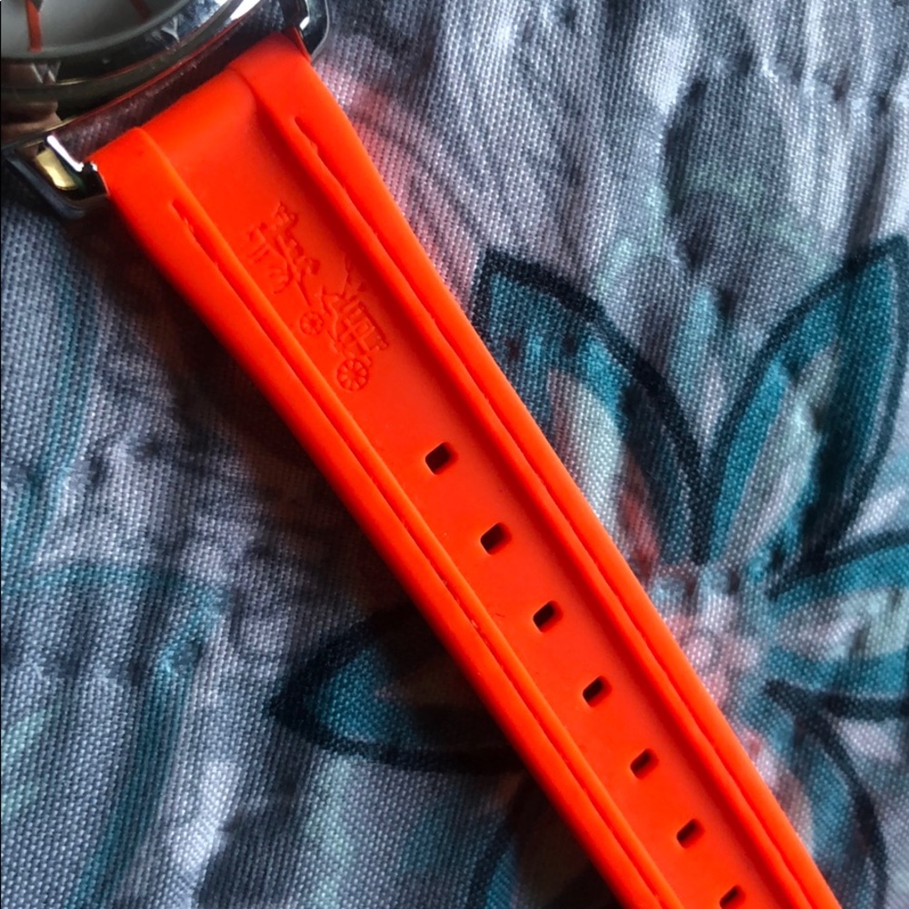 Coach watch - Picture 3 of 5
